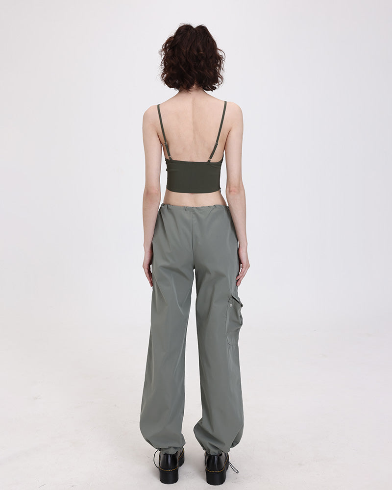 Well Tailored Pants with a Graceful Silhouette
