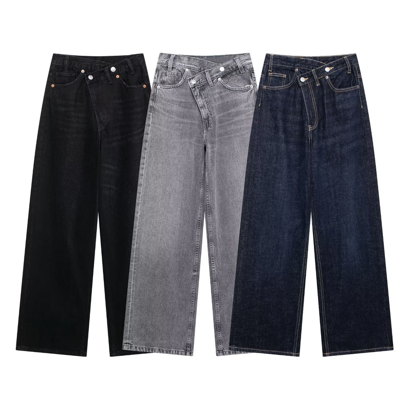 Sophisticated Garment with a Clean Classic Look