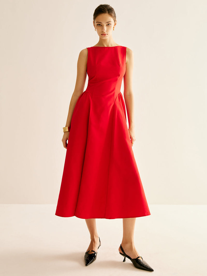 Gracefully Styled Dress for Any Occasion