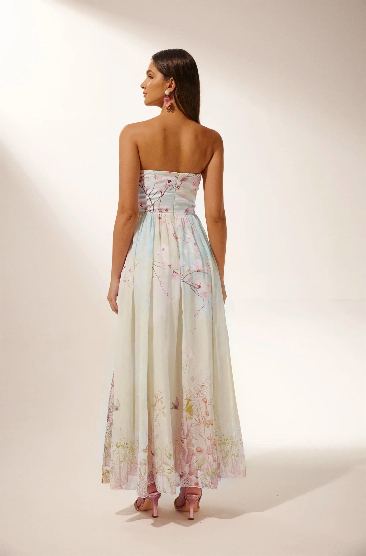 Classic Vintage & Enduringly Stylish Dress