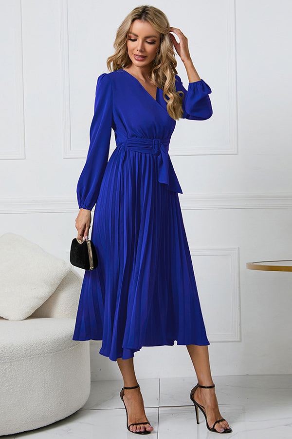 Sophisticated Dress with a Clean Classic Look