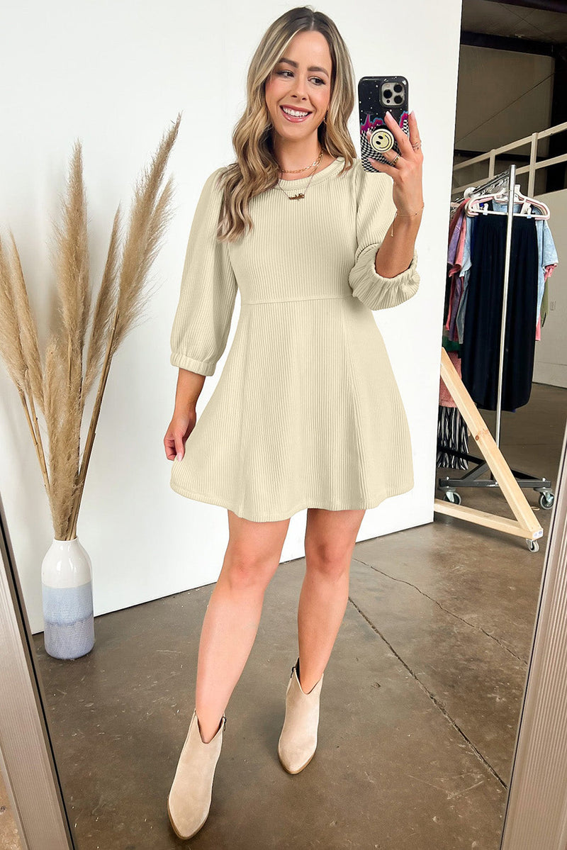 Well Tailored Dress with a Graceful Silhouette