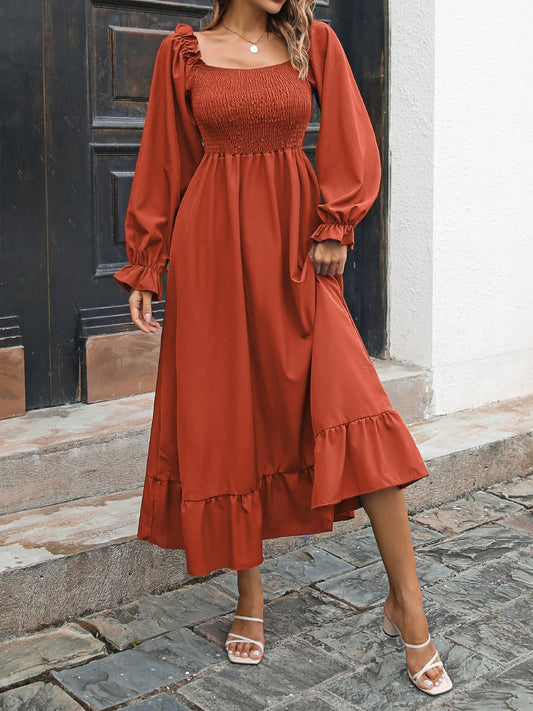 Classic Vintage Dress with a Flattering Fit
