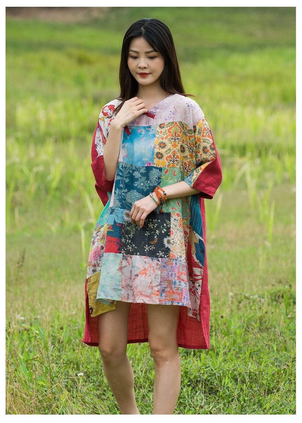 Beautifully Finished Dress in a Timeless Design