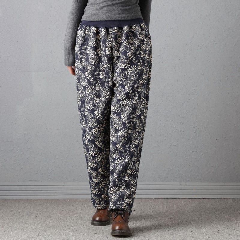 Classic Vintage Pants with a Flattering Fit