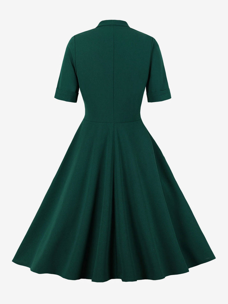 Classic Vintage Dress with a Flattering Fit