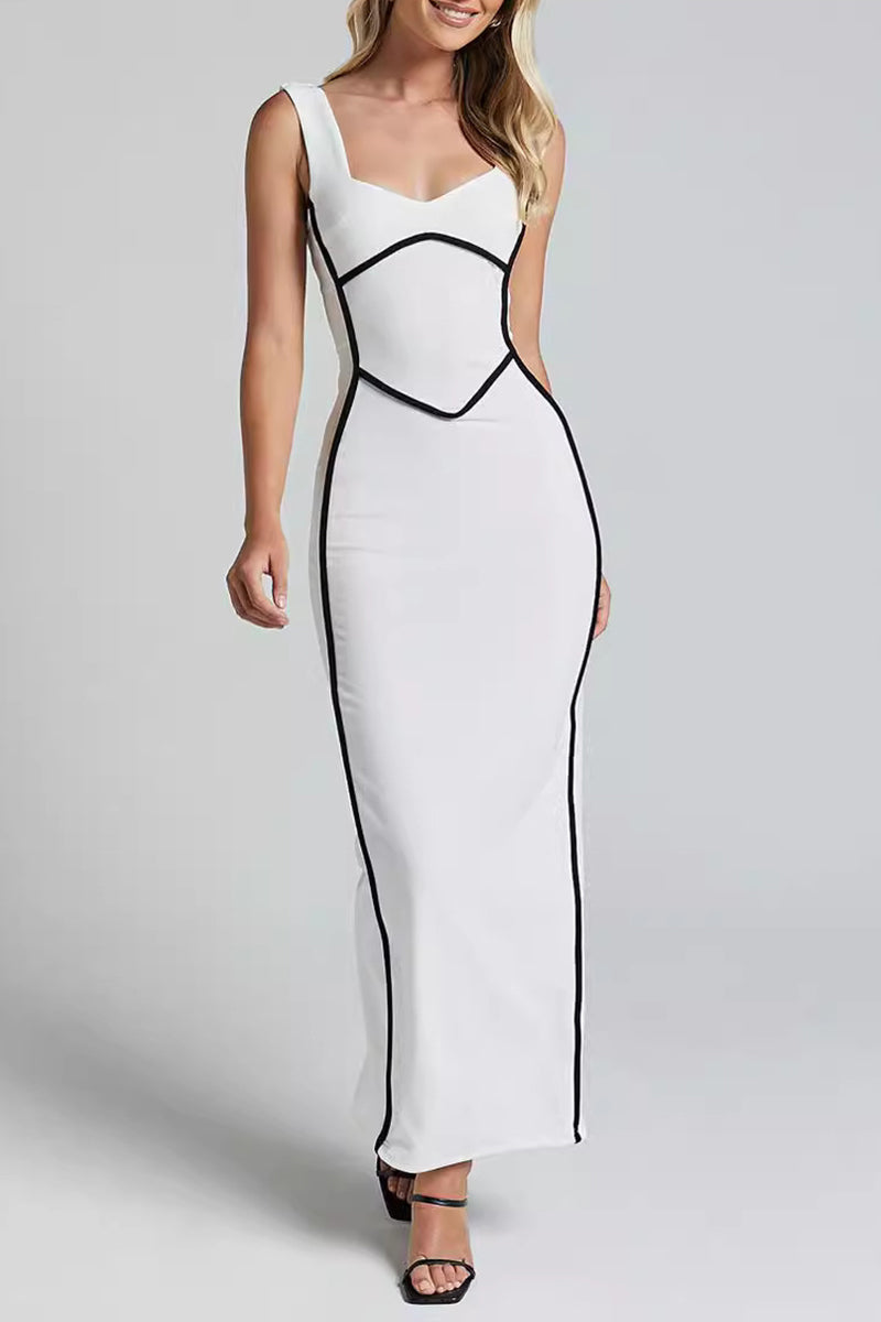 Beautifully Finished Dress in a Timeless Design
