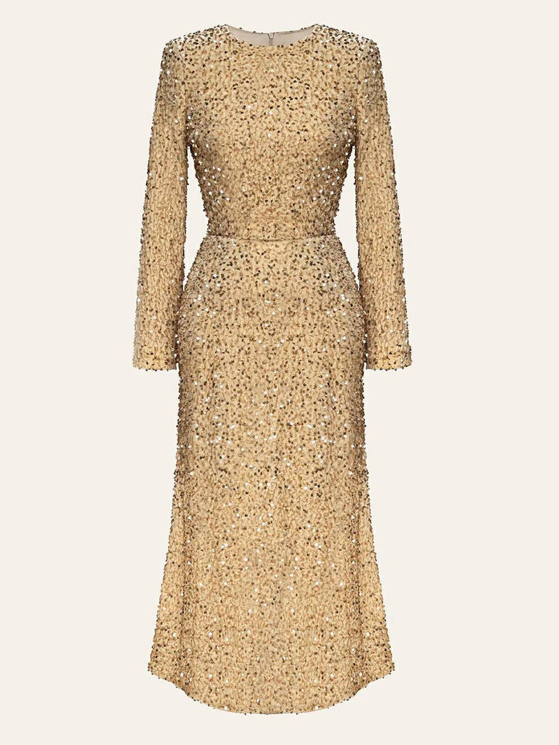 Well Tailored Dress with a Graceful Silhouette