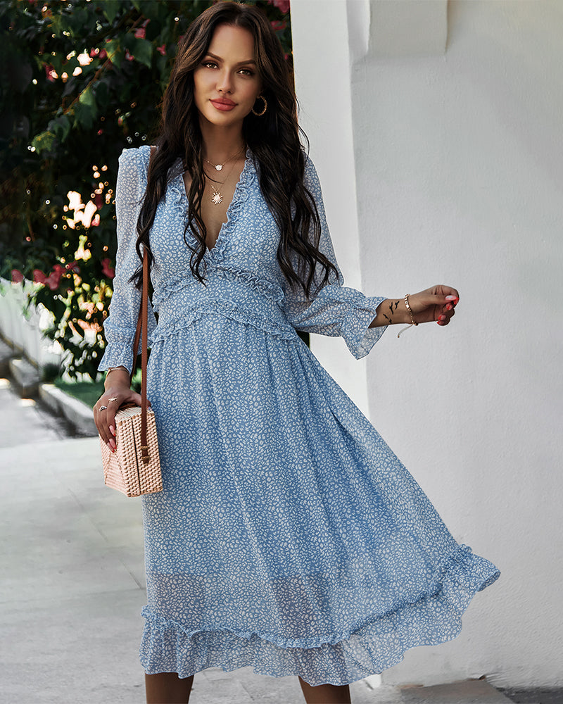 Beautifully Crafted Dress in a Classic Style
