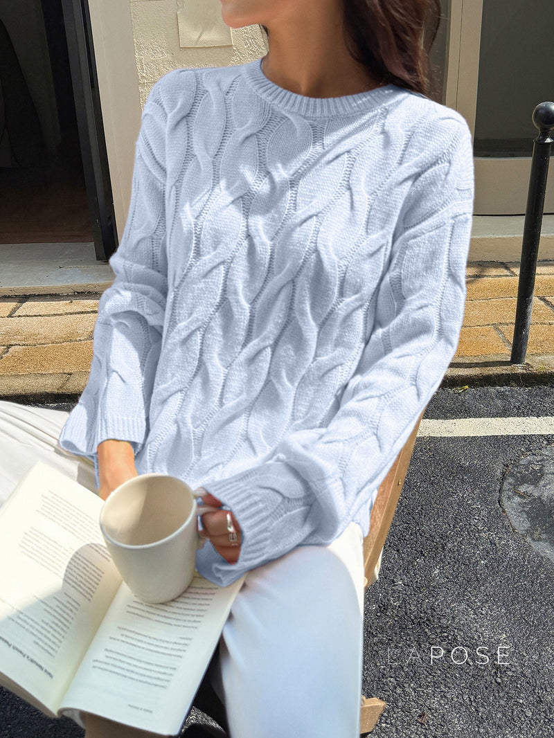 Well Tailored Sweater with a Graceful Silhouette