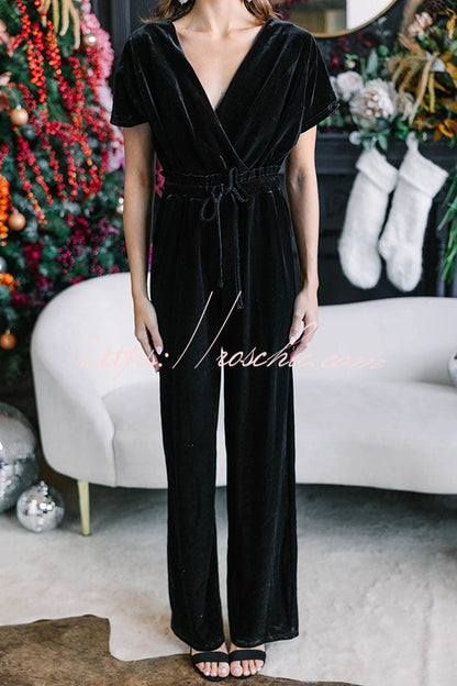 Well Tailored Garment with a Graceful Silhouette