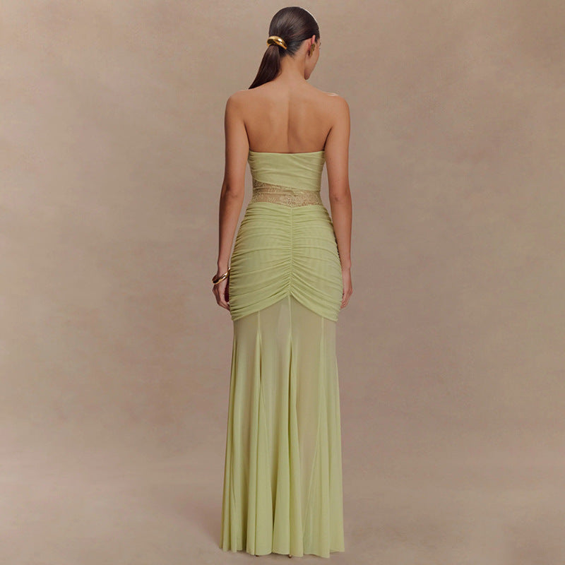 A Vintage Style Dress with Delicate Timeless Details