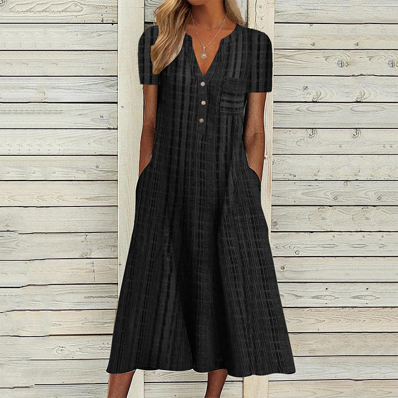 Beautifully Finished Dress in a Timeless Design