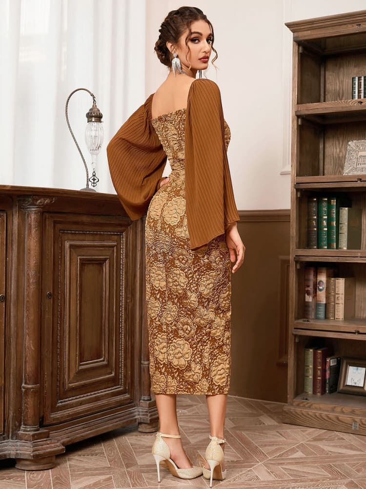 Effortlessly Elegant Dress with a Timeless Design