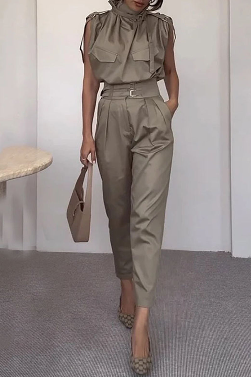 Effortlessly Elegant Garment with a Timeless Design