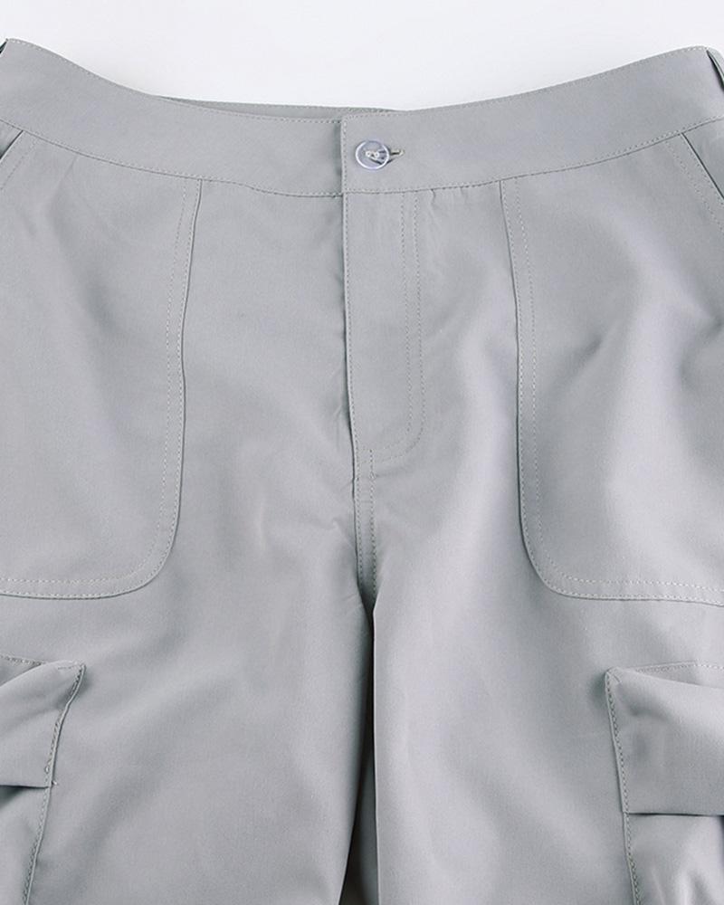 Classic Vintage Pants with a Flattering Fit