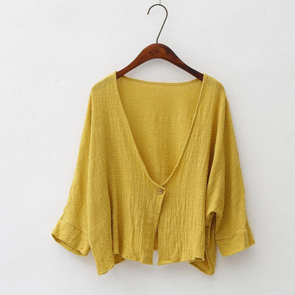 Beautifully Crafted Cardigan in a Classic Style