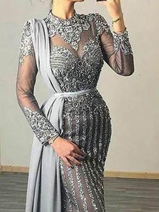 Gracefully Styled Dress for Any Occasion