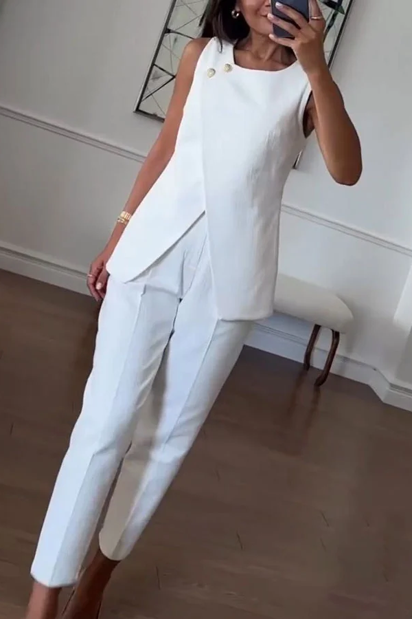 A Vintage Style Pants with Delicate Timeless Details