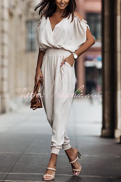 Effortlessly Elegant Garment with a Timeless Design