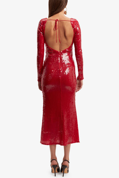 Beautifully Crafted Dress in a Classic Style