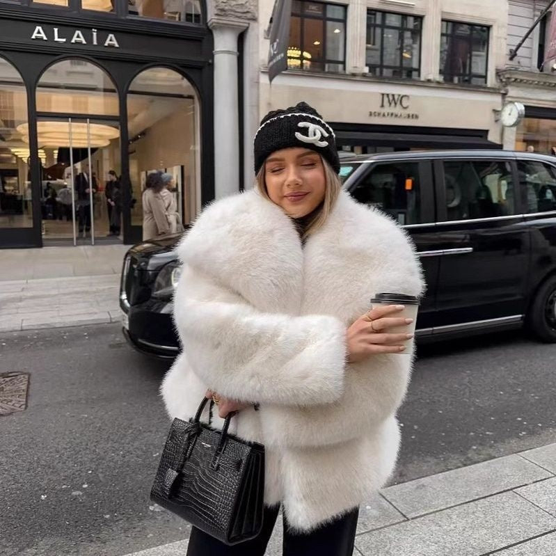 Polished Coat with an Effortless Classic Look