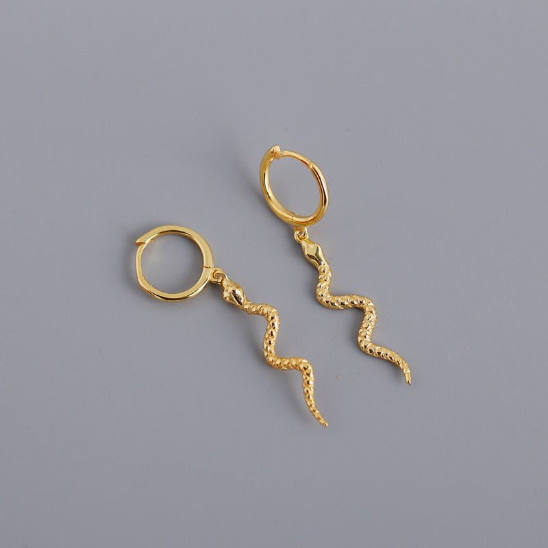 Stunning Gold Earring for Daily Wear