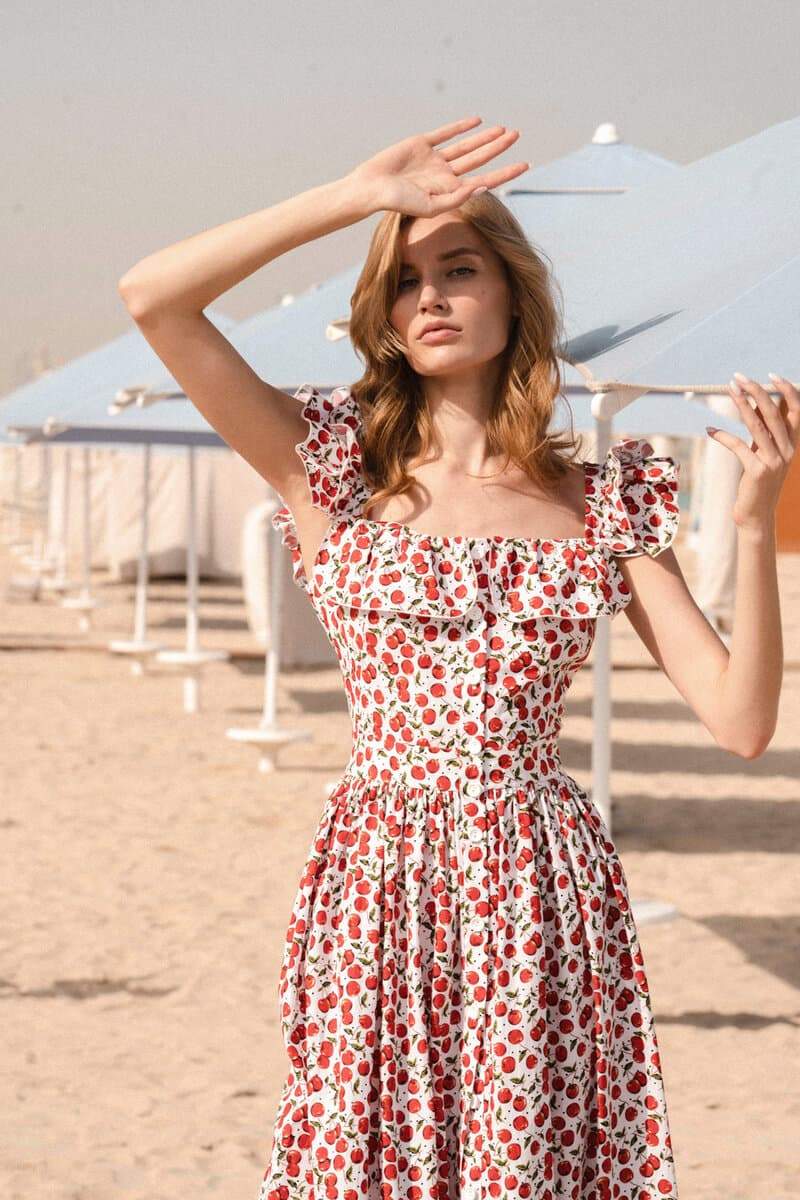 Beautifully Crafted Dress in a Classic Style