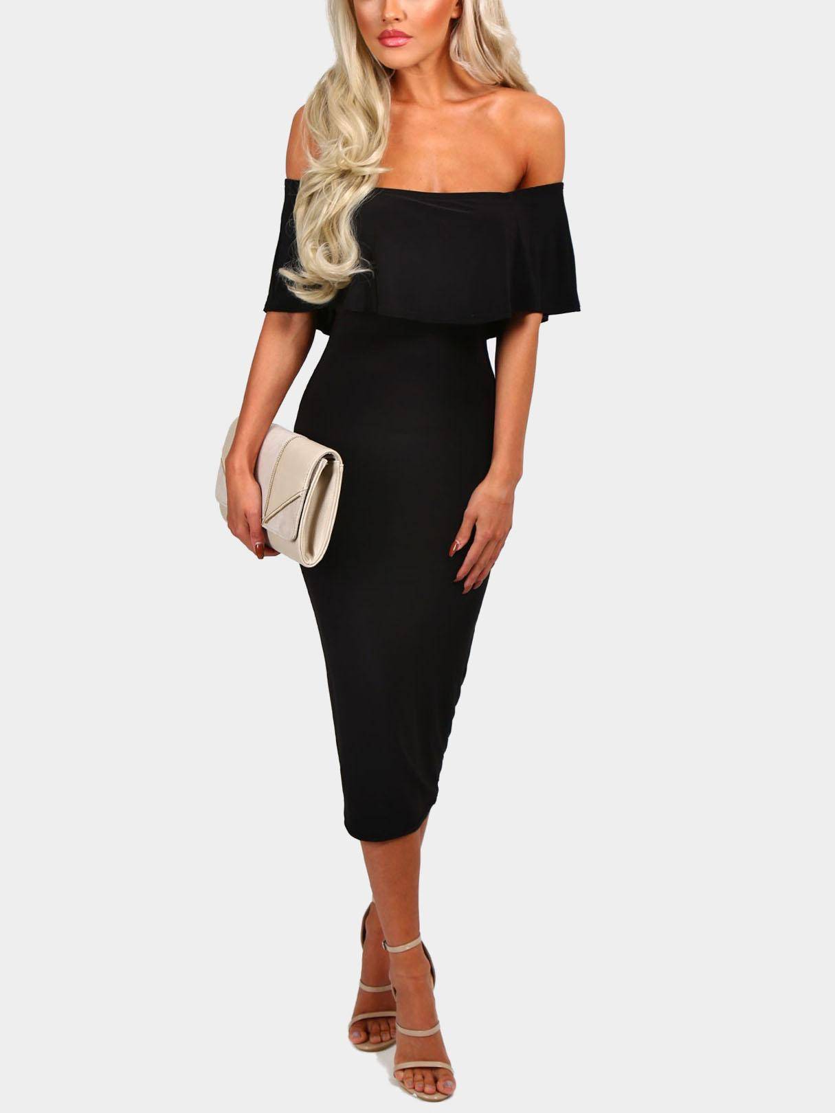 Well Tailored Dress with a Graceful Silhouette