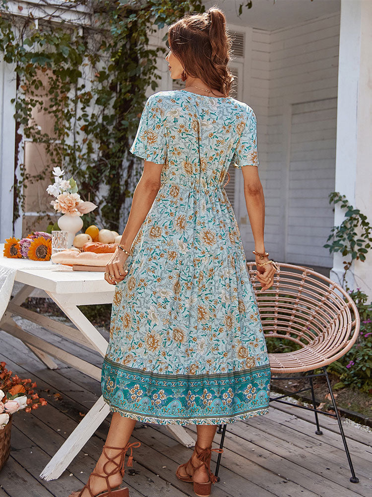 Beautifully Crafted Dress in a Classic Style