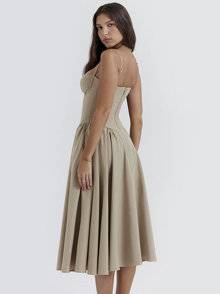 Classic Vintage Dress with a Flattering Fit