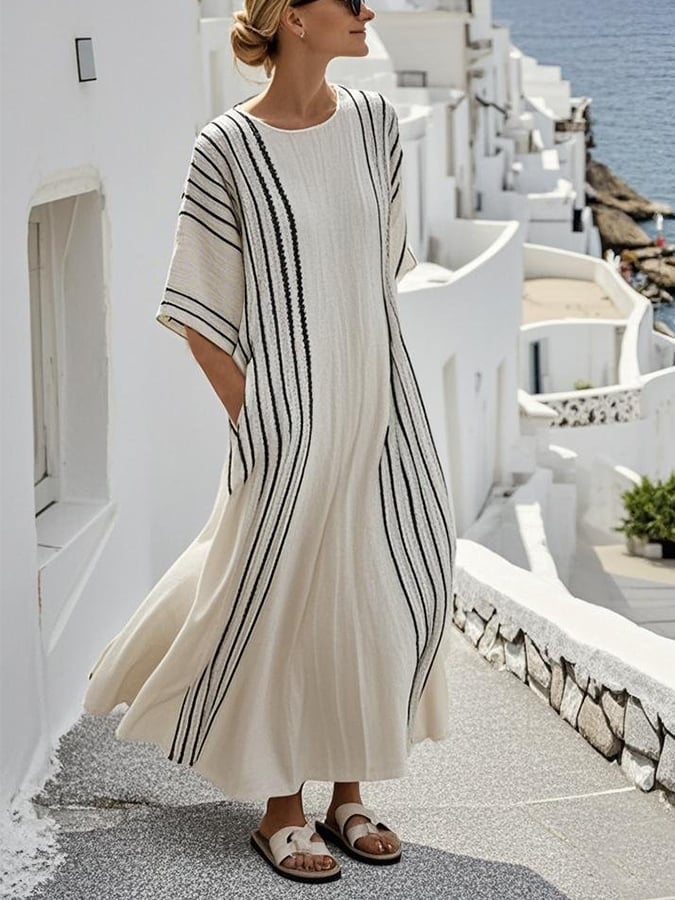 Beautifully Finished Dress in a Timeless Design