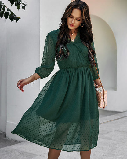 Sophisticated Dress with a Clean Classic Look