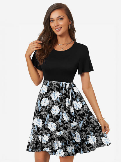 Classic Vintage Dress with a Flattering Fit