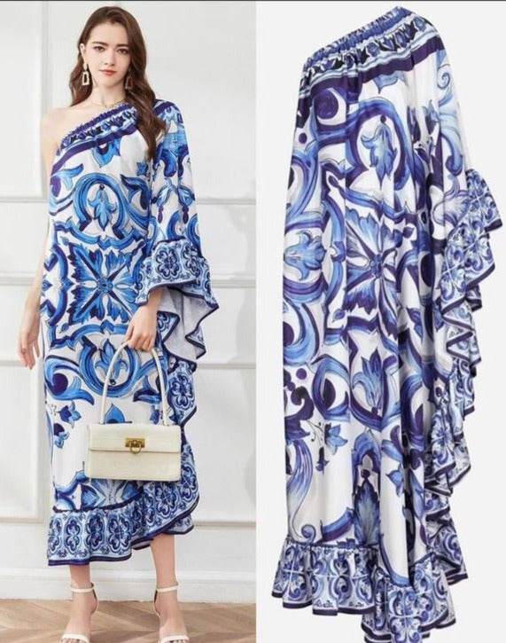 Classic Vintage & Enduringly Stylish Dress