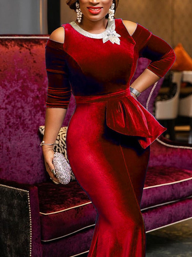 Beautifully Crafted Dress in a Classic Style