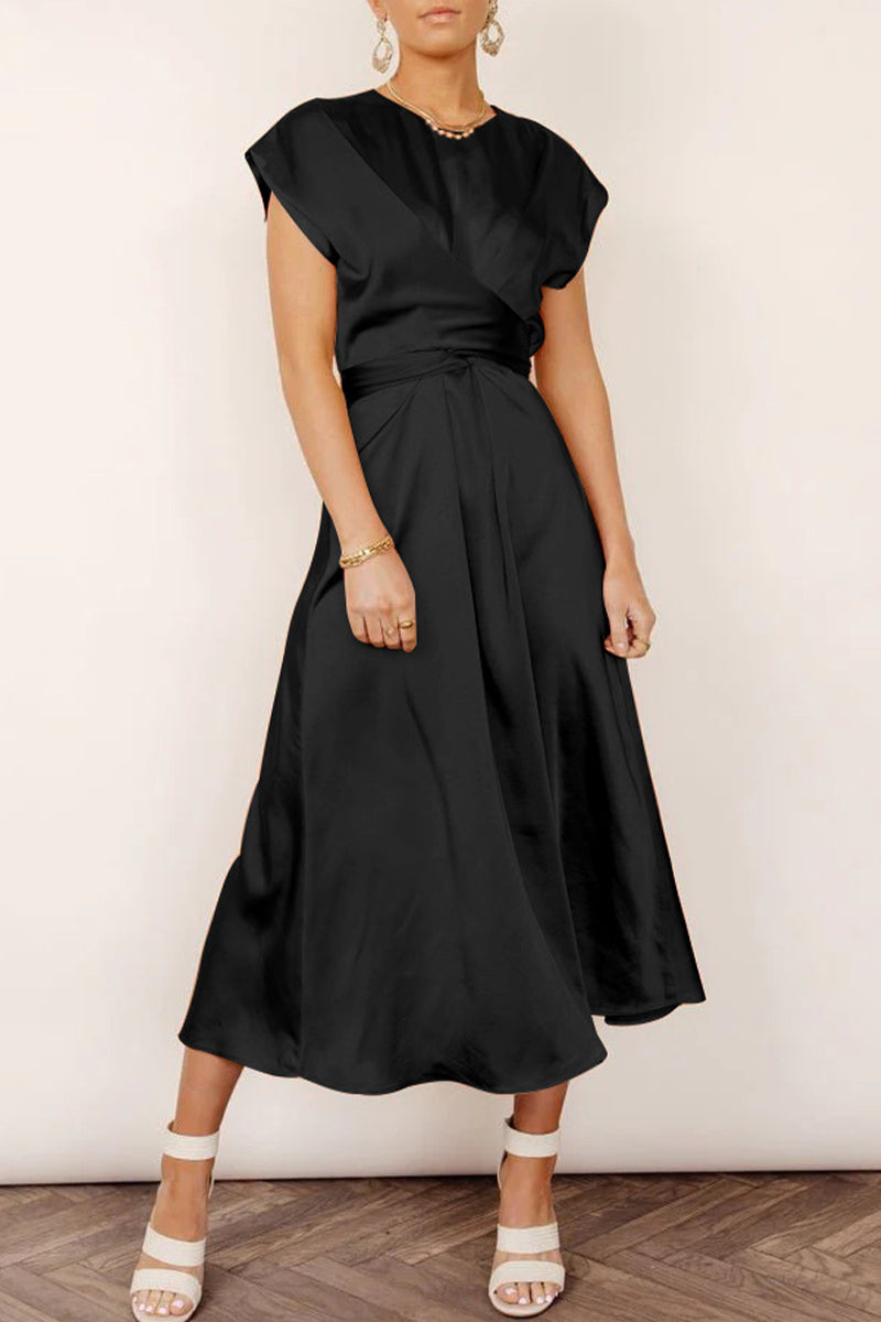 Polished Dress with an Effortless Classic Look