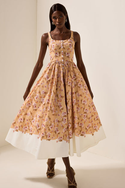 Gracefully Styled Dress for Any Occasion