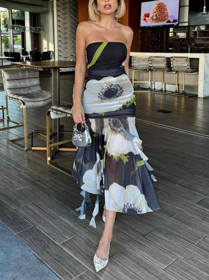 Well Tailored Dress with a Graceful Silhouette