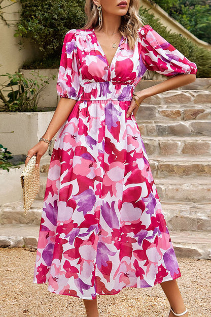 Classic Vintage Dress with a Flattering Fit