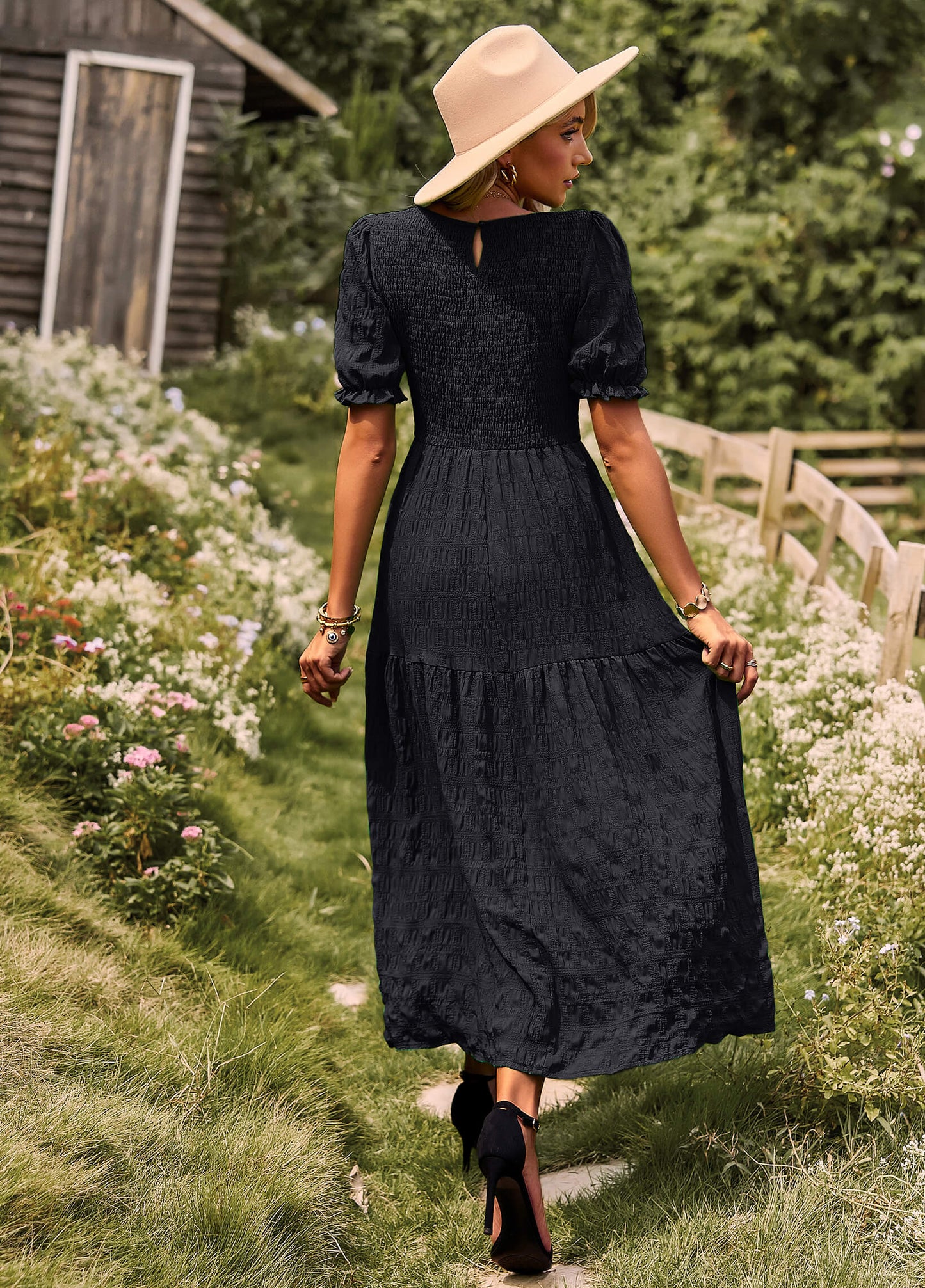 Classic Vintage Dress with a Flattering Fit