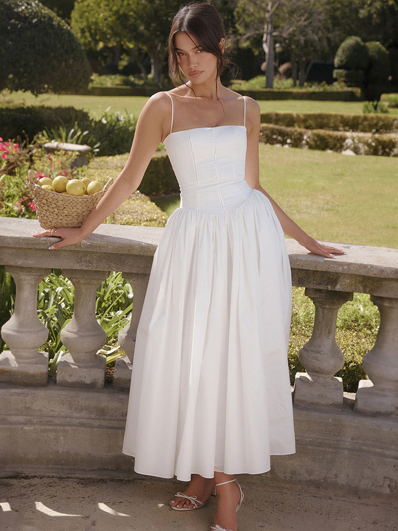 Effortlessly Elegant Dress with a Timeless Design