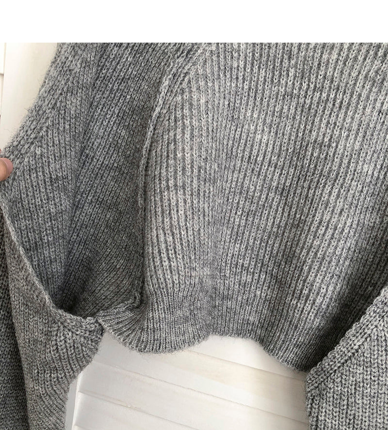 Gracefully Styled Cardigan for Any Occasion