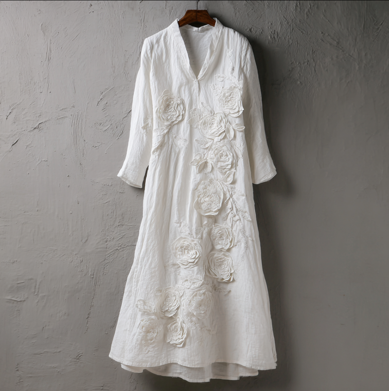Classic Vintage Dress with a Flattering Fit