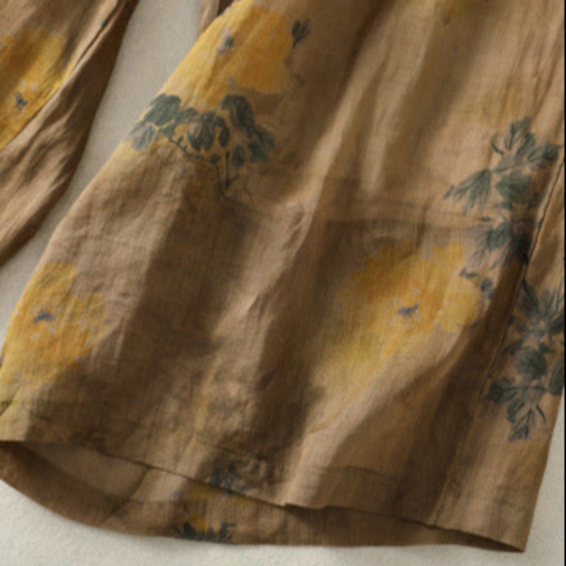 Effortlessly Elegant Pants with a Timeless Design