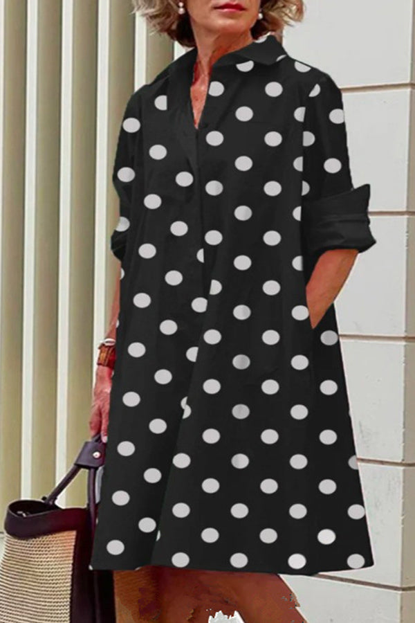 Classic Vintage Dress with a Flattering Fit
