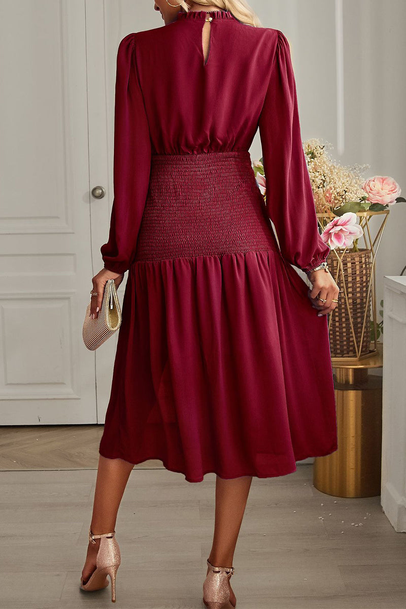 Sophisticated Dress with a Clean Classic Look
