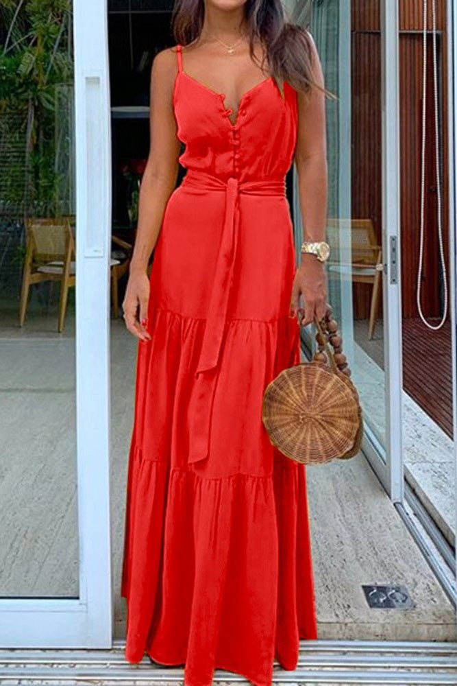 Beautifully Finished Dress in a Timeless Design
