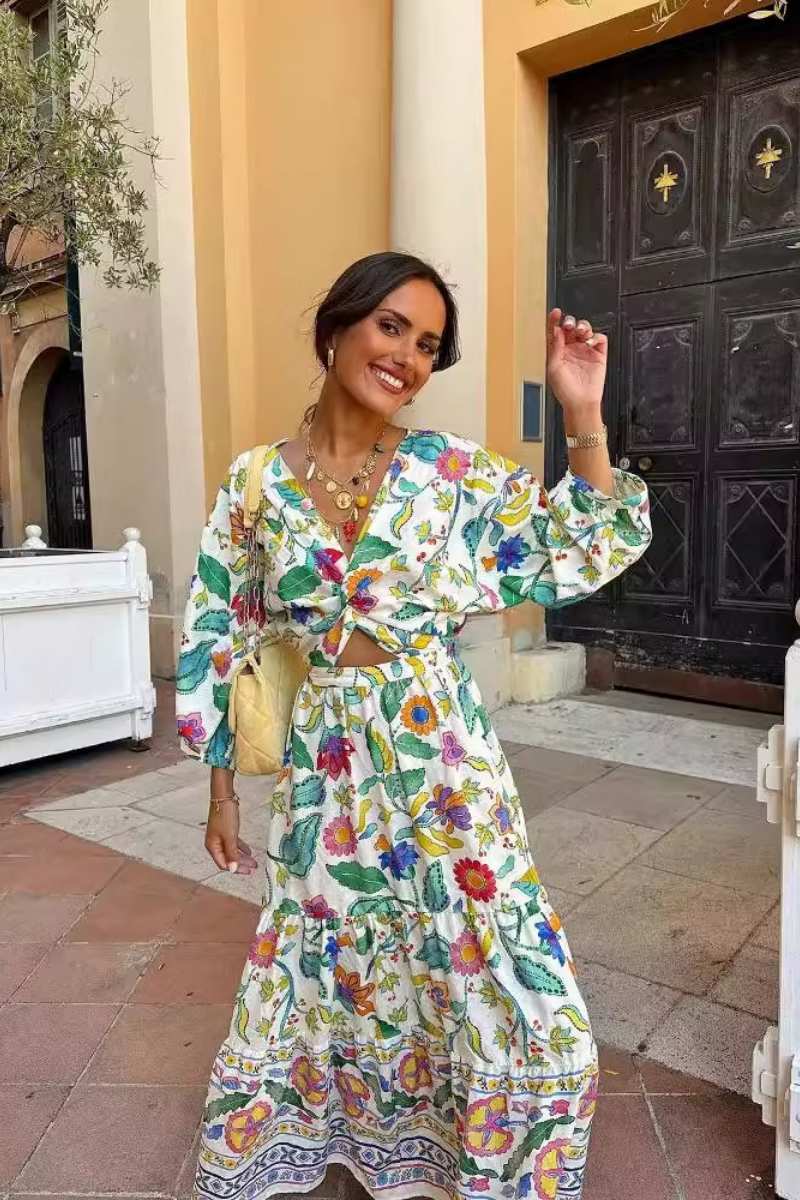 A Vintage Style Dress with Delicate Timeless Details
