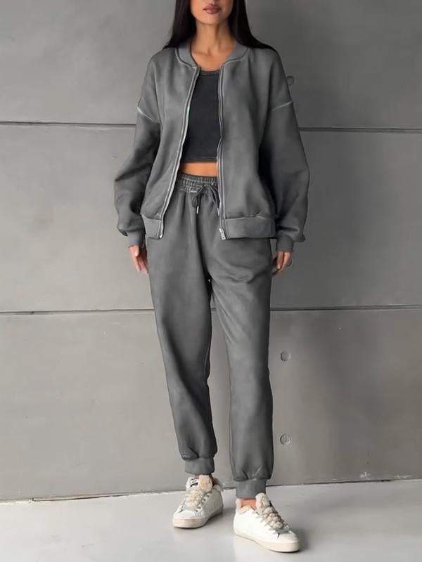 Well Tailored Garment with a Graceful Silhouette